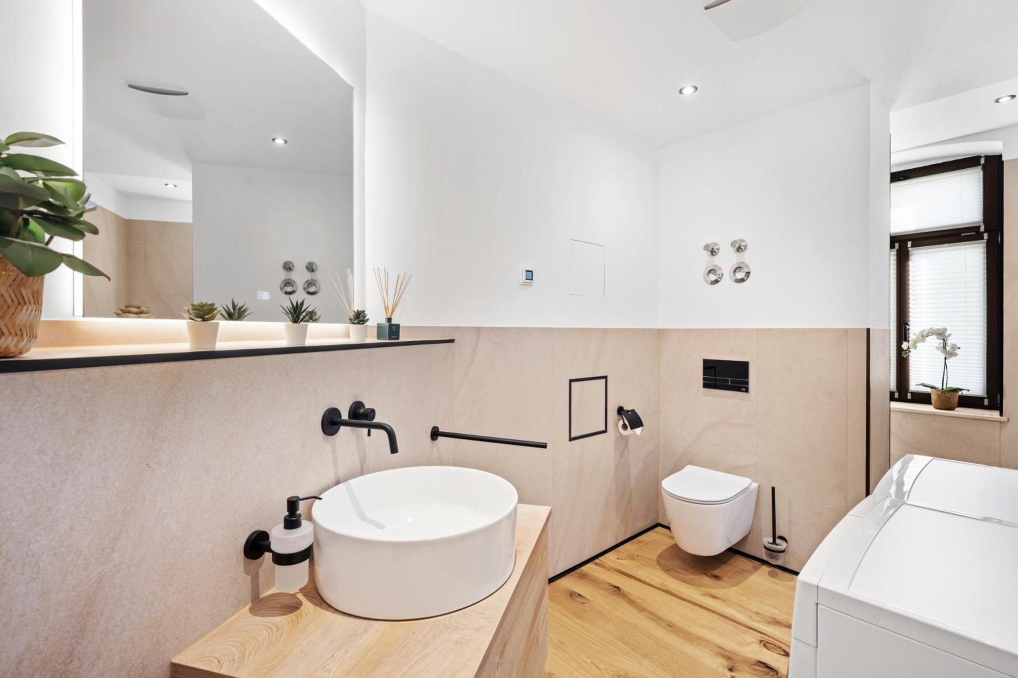 Edler Wohnraum Schlossteich-Suite 3 Sz Mit Zwei Balkonen, Kaffeevollautomat, Kamin, Klima, Lift & Zwei Parkplaetzen Хемниц Экстерьер фото